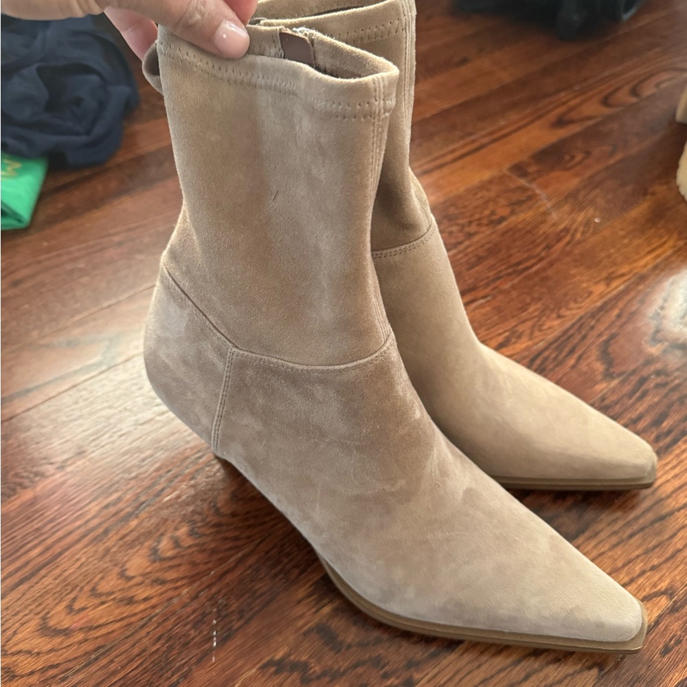 Steve Madden - Tan Suede Ankle Boots - Low Heel - Size 11